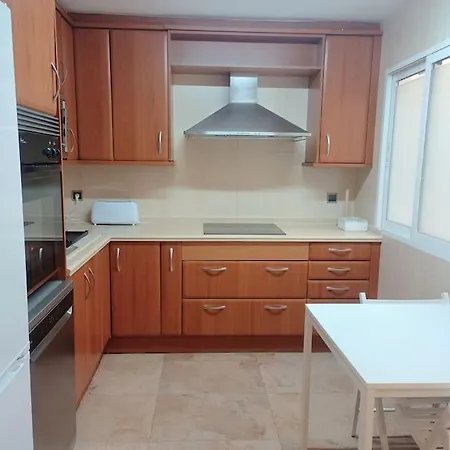 Apartamento En ベニドルム