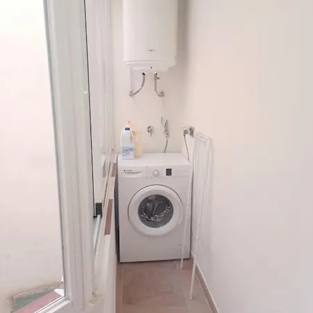 アパート Apartamento En ベニドルム